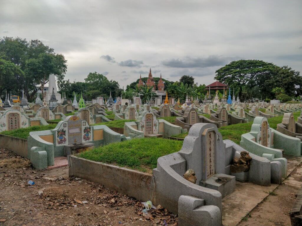 Le cimetière chinois de Kanchanaburi