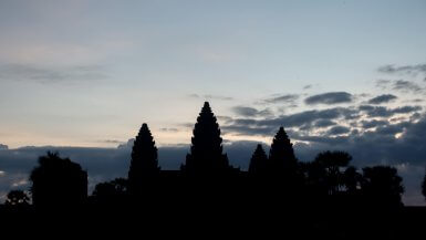 lever de soleil sur le temple Angkor Wat