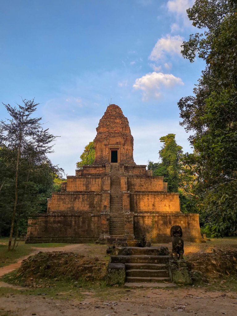le temple Baksei Chamkrong sur le petit tour de visite d'Angkor