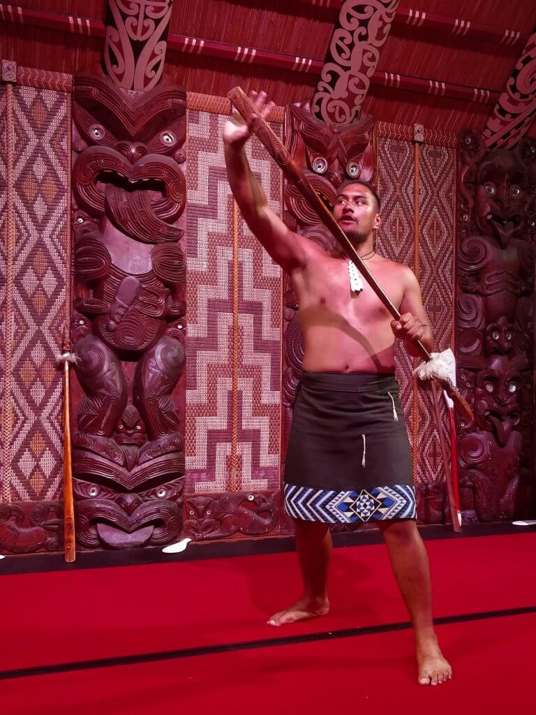 Spectacle maori