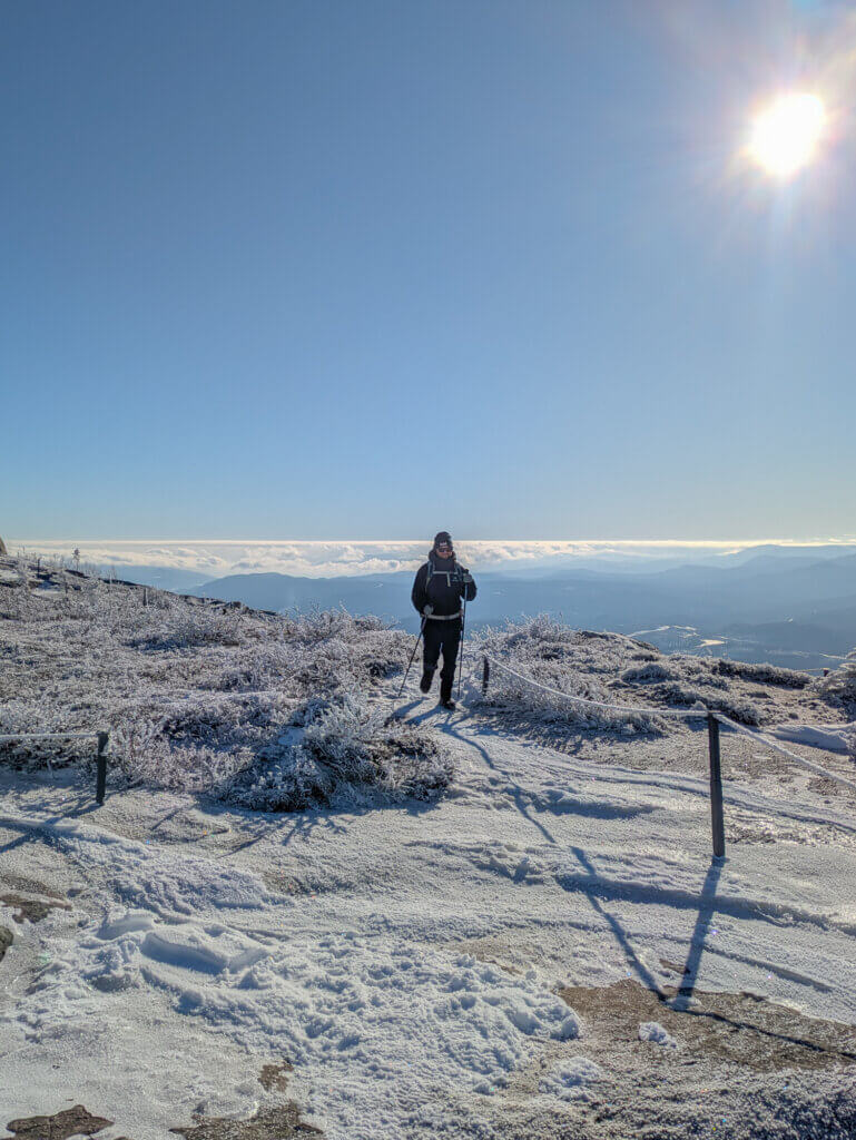 sommet du mont du lac des cygnes en hiver